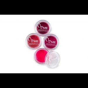 Me Makeup Essentials